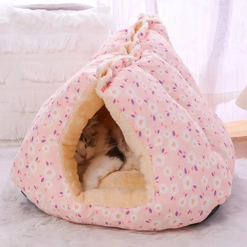 Fluffy Clam Cat Bed