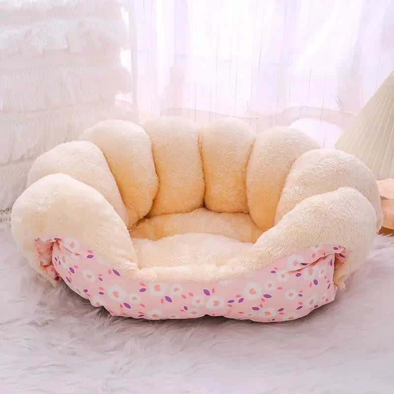 Fluffy Clam Cat Bed