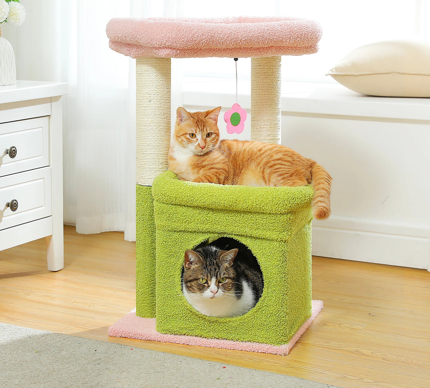 Play Post Cat Scratching Station