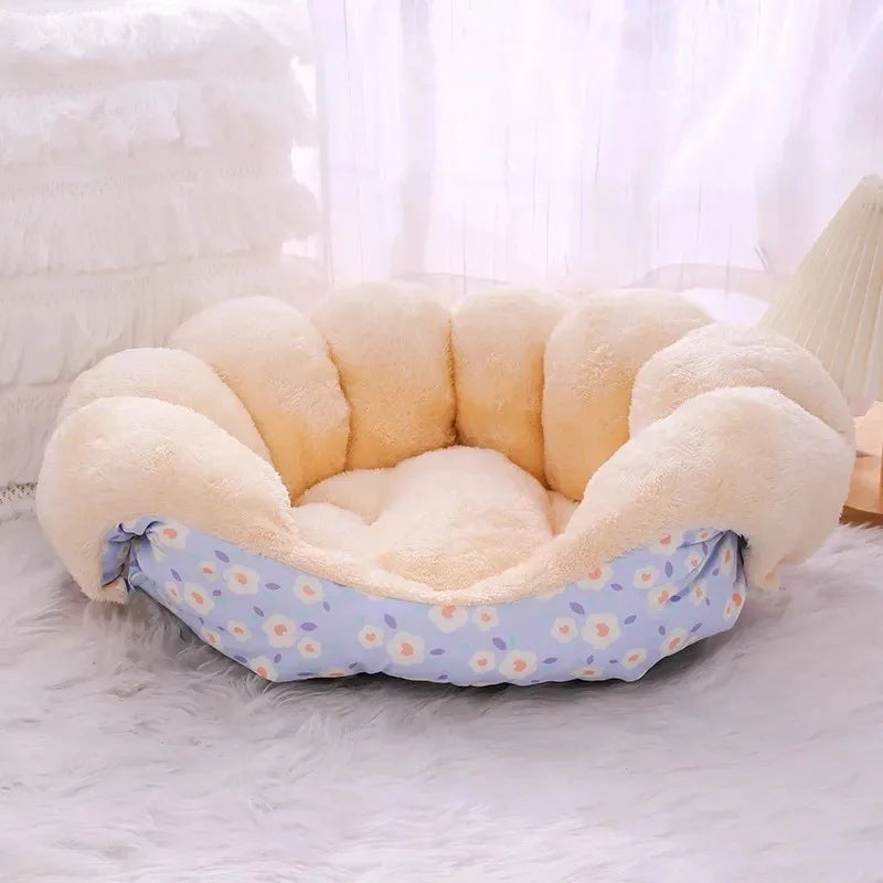 Fluffy Clam Cat Bed