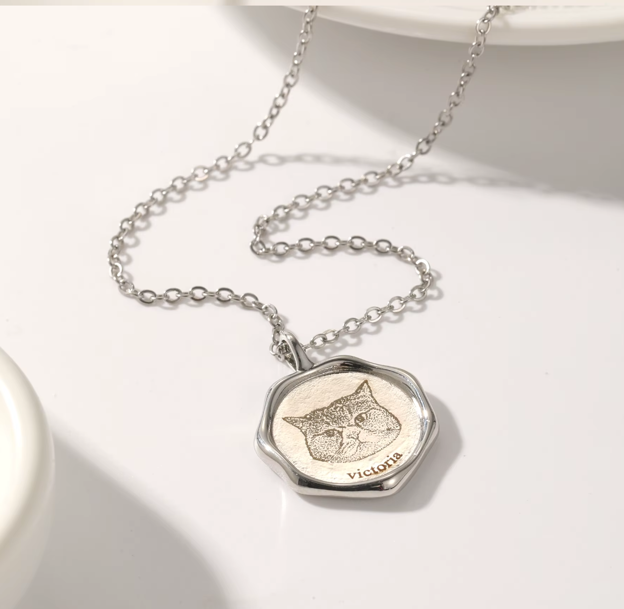 Personalized Luxe Pet Face Necklace
