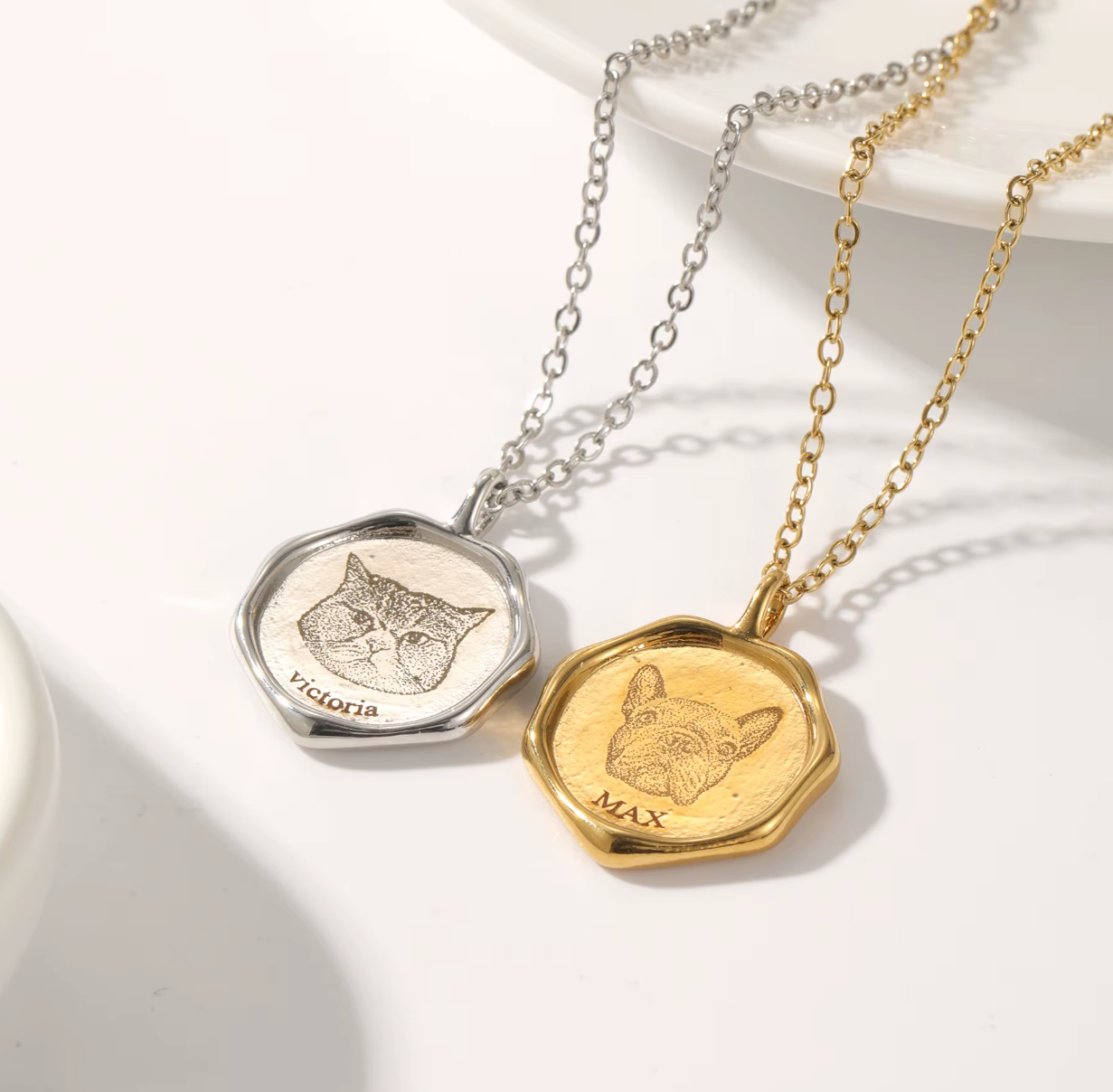 Personalized Luxe Pet Face Necklace