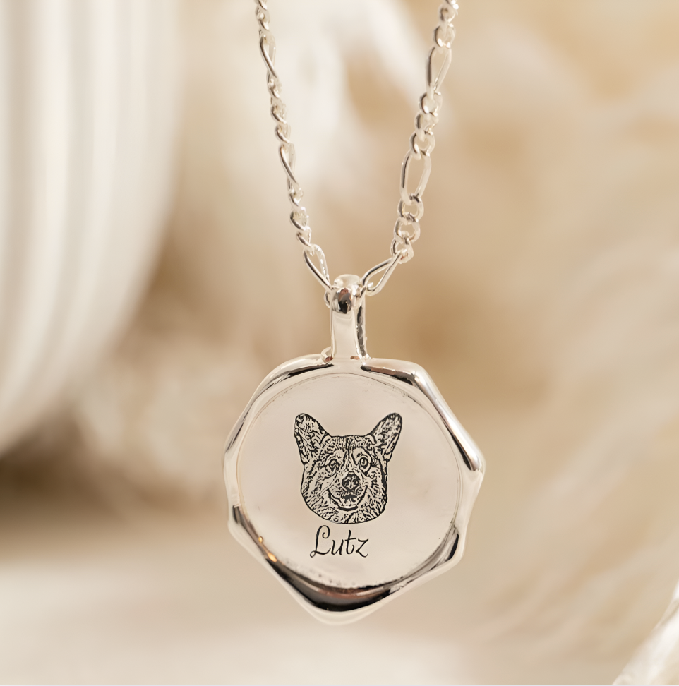 Personalized Luxe Pet Face Necklace